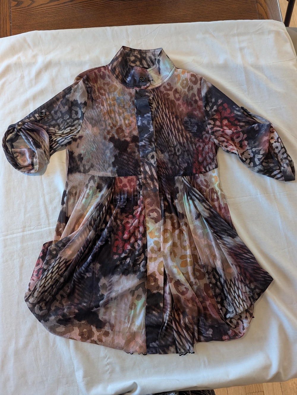 Mixed-Print Flowing Button-Front Tunic in Brown Multi - Picture 6 of 11